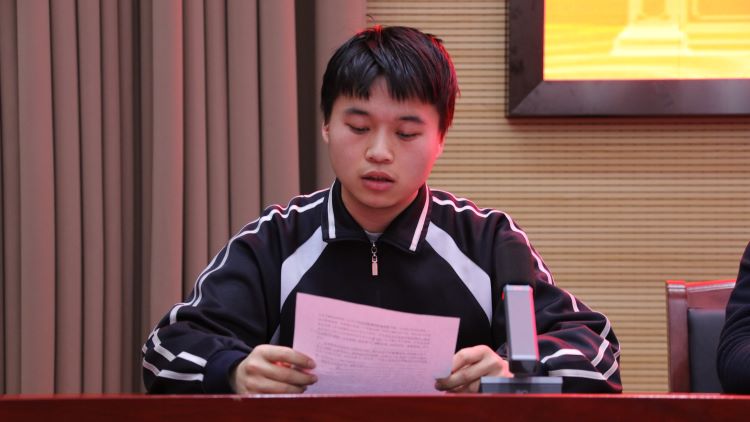 23.12 2022-2023学年国家奖学金、国家励志奖学金、校内奖学金表彰大会 4.jpg