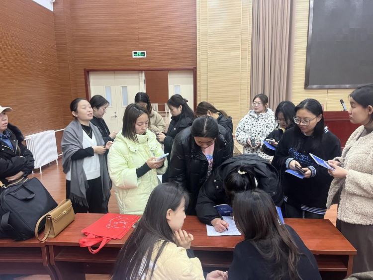 24.01 筑梦青春志在四方 规划启航职引未来3.jpg
