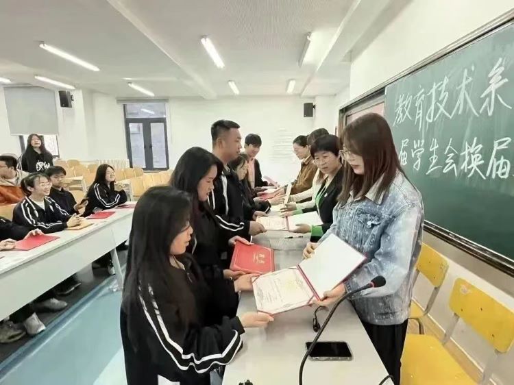 微信图片_20230505223742.jpg