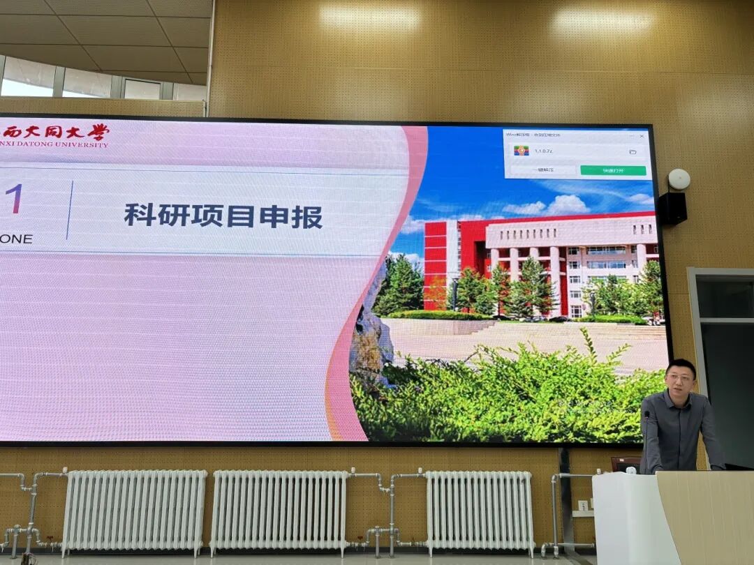 乔良2.jpg 乔良2.jpg