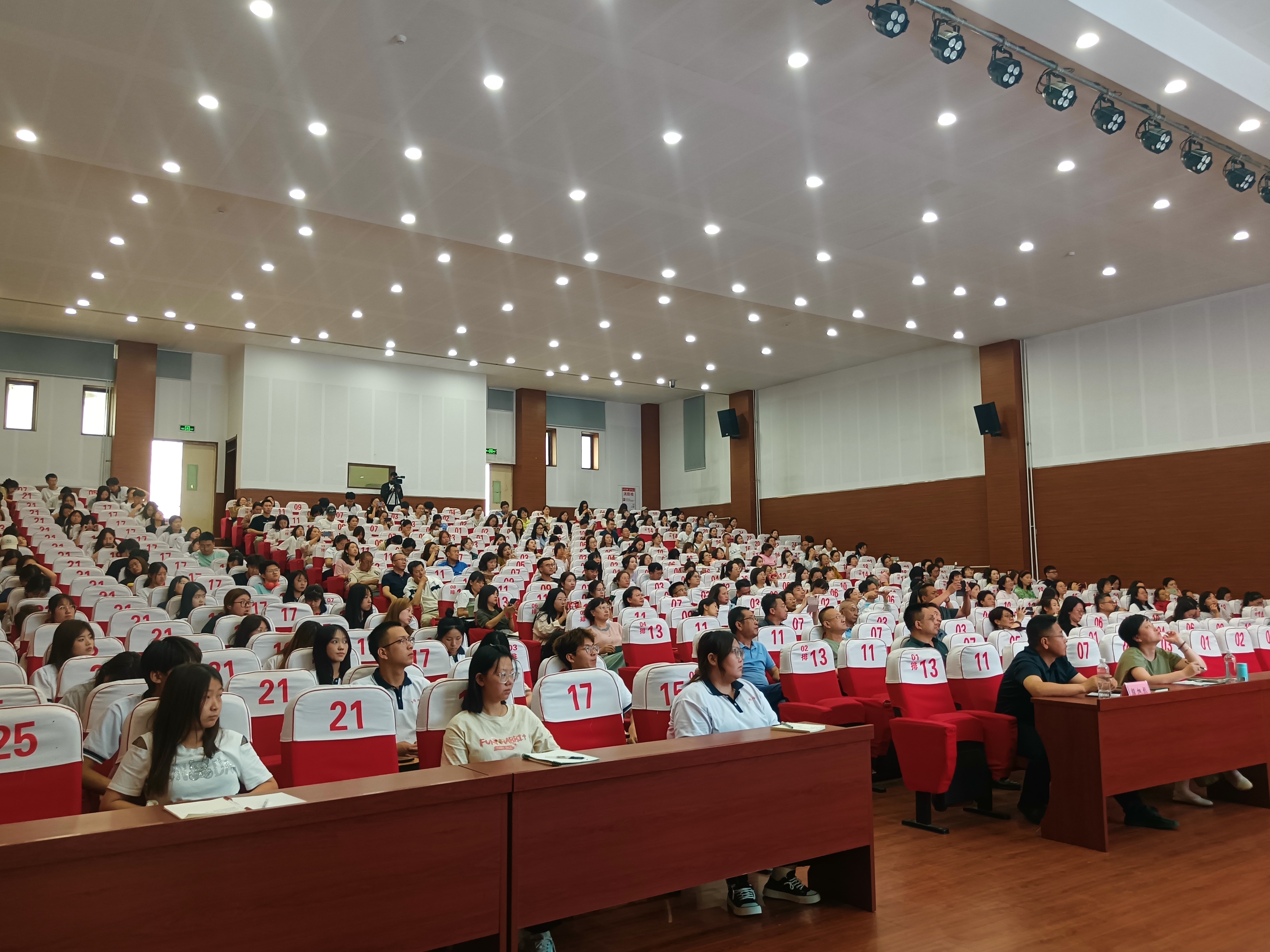 图3.jpg