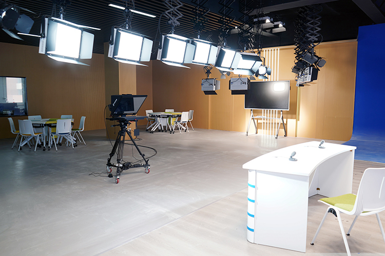 多功能演播厅1.jpg