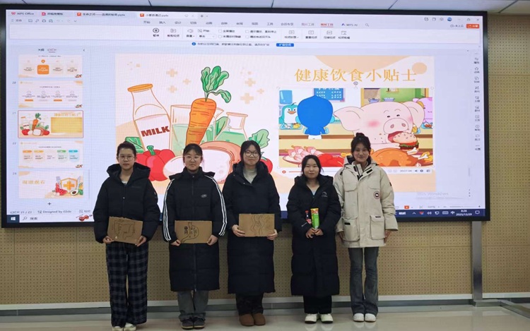 小星与消化器官的奇遇 一班第7组.JPG