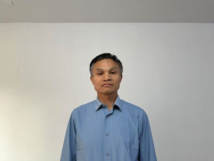 刘勇老师照片 - 副本.jpg