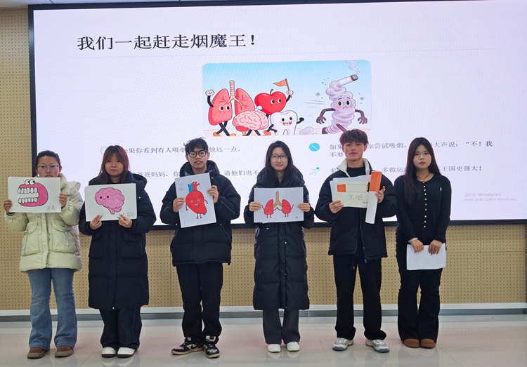 一只烟的故事 一班第8组.JPG