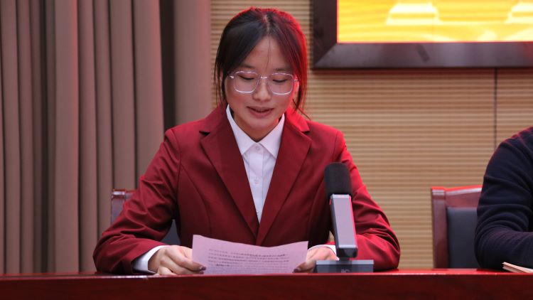 23.12 2022-2023学年国家奖学金、国家励志奖学金、校内奖学金表彰大会 3.jpg
