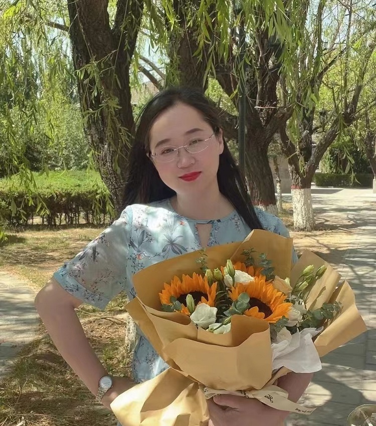 王晓侠.jpg