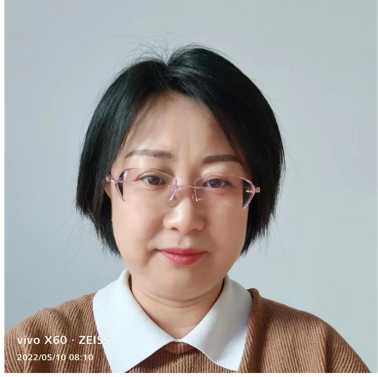 王娅.jpg