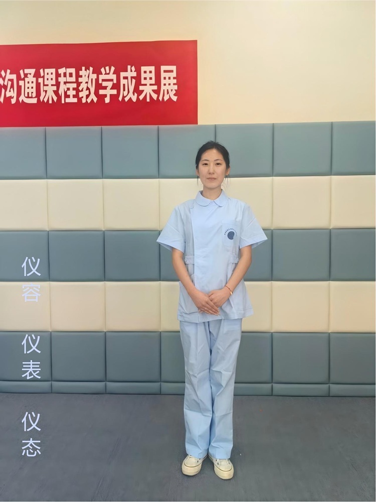 仪容仪表仪态1.jpg 仪容仪表仪态1.jpg